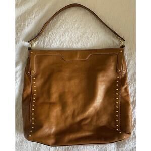 Stylish Tan Leather Shoulder Bag